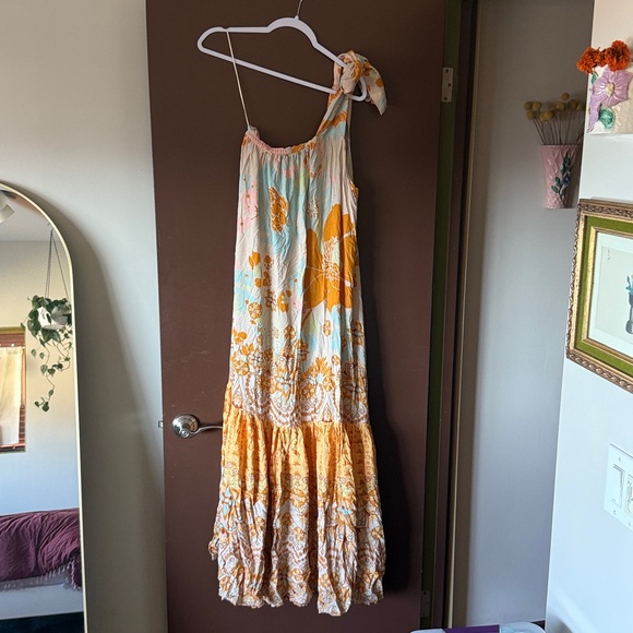 Free People Dresses & Skirts - Free People One Shoulder Maxi Dress